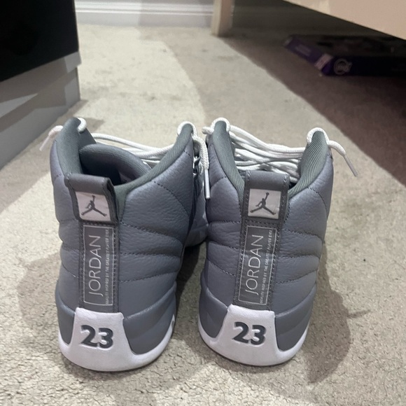 Cool grey Jordan 12s like new w box - Picture 3 of 6